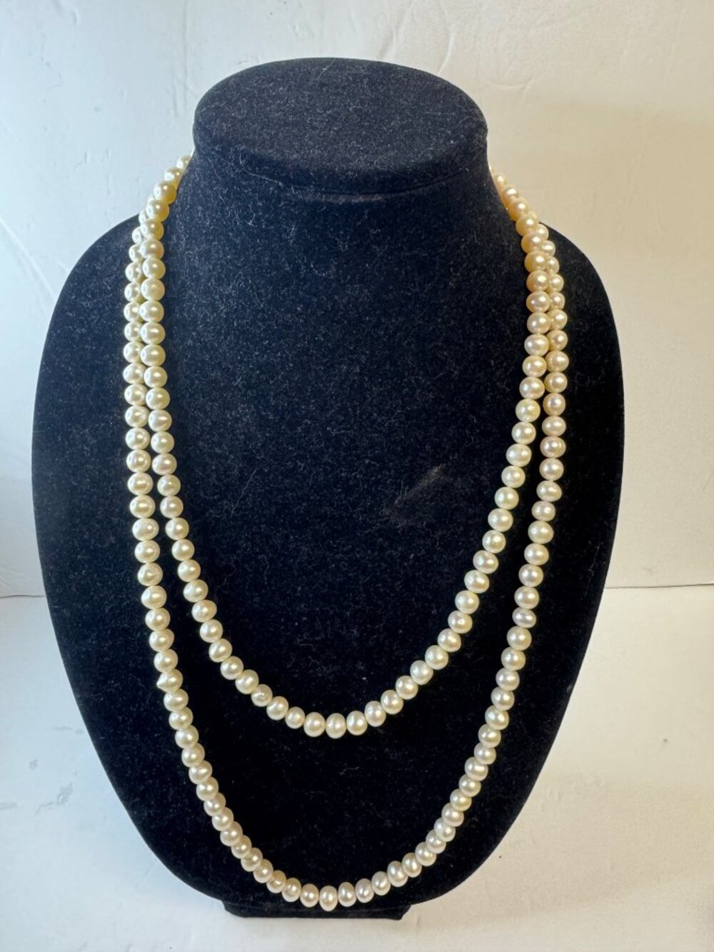 Vintage 1950s Akoya Pearl Opera Necklace 8mm 52” 182 Pearl Strand - Picture 2 of 7